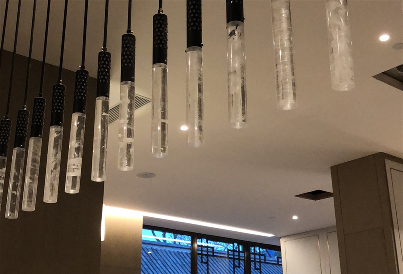 后现代金属风吊灯